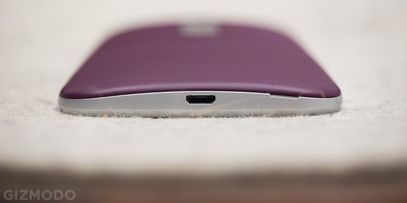 Illustration for article titled Moto G Review: A Great Phone Doesn't Have to Cost a Buttload